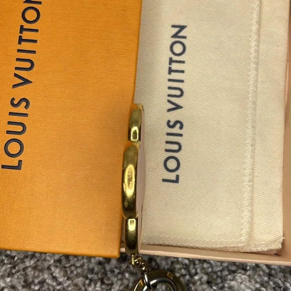 Authentic Louis Vuitton into the flower ltd. edition keychain box dust bag & COA - Picture 9 of 10